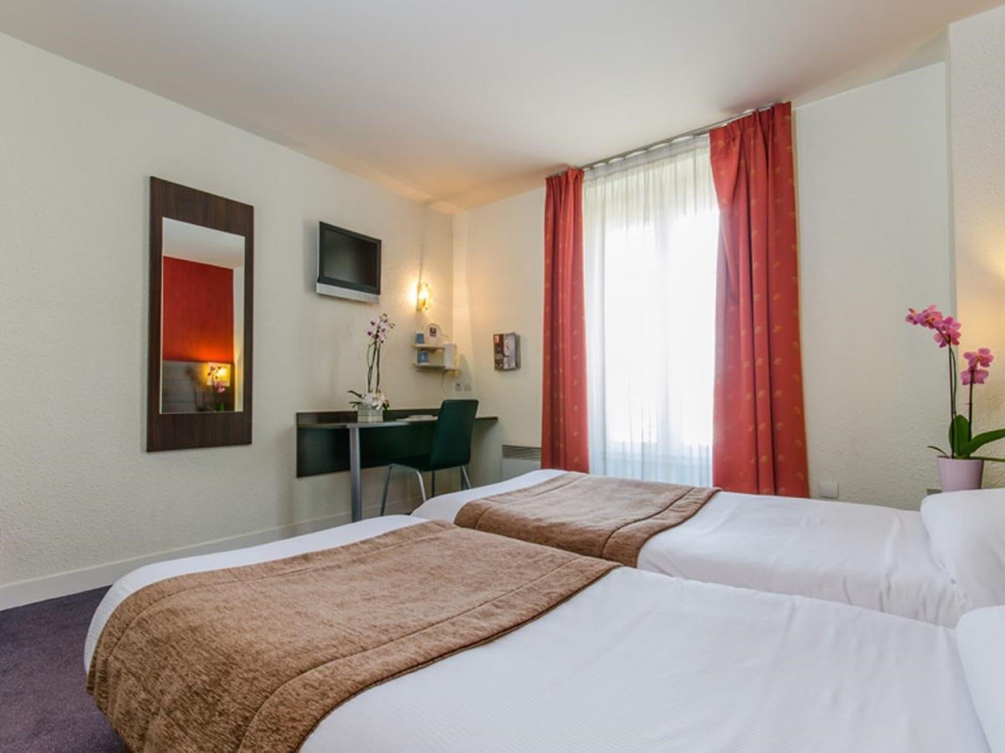 Hotel Arc Paris Porte d'Orléans Montrouge Esterno foto