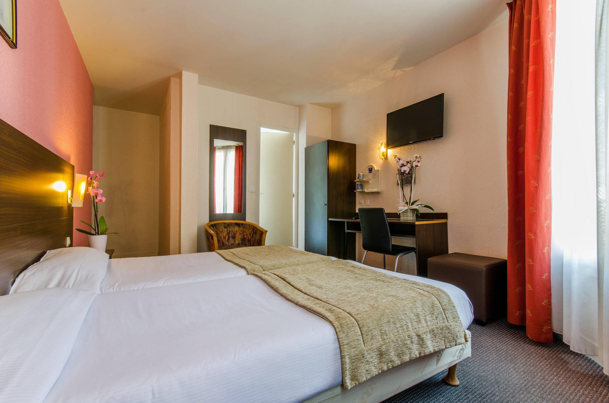 Hotel Arc Paris Porte d'Orléans Montrouge Esterno foto